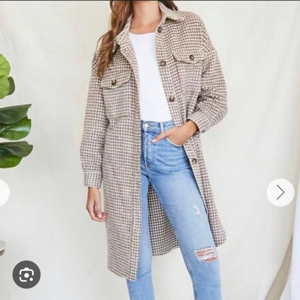 Forever 21 Longline Gingham Shacket Size Small